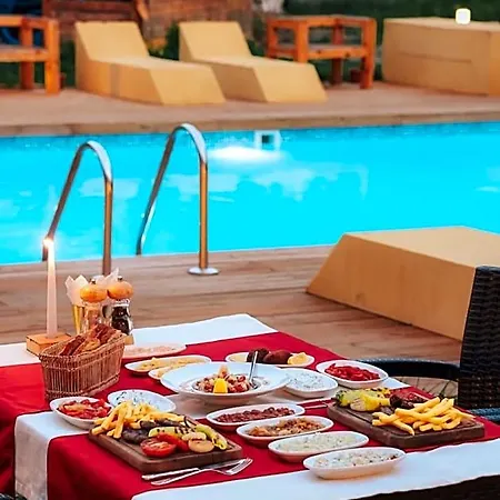 Sapanca Tas Ev & Hotel