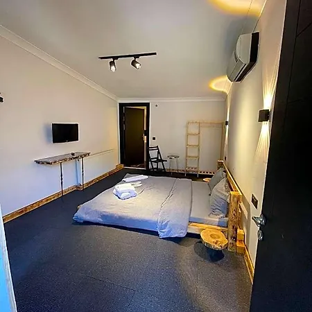 Sapanca Tas Ev & Hotel 2*