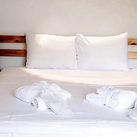 Sapanca Tas Ev & Hotel 2*